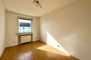 Arbeits- oder Kinderzimmer