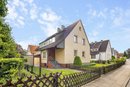 Ahlem: Geräumiges 1-2-Familienhaus auf 800 m² Grundstück in verkehrsberuhigter Straße