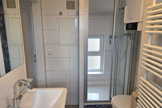 Badezimmer (2)