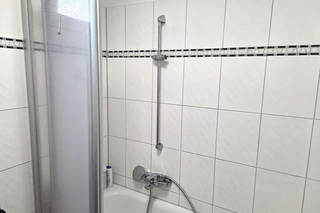 Badezimmer (2)