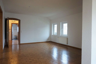 Wohn-/Esszimmer (5)