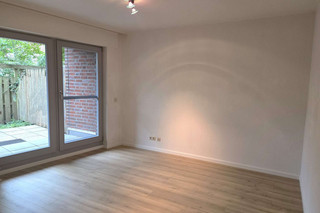 Schlafzimmer mit Terrasse
