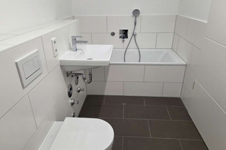 Badezimmer (2)