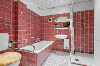 Badezimmer EG