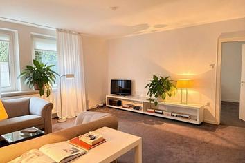 Charmante möblierte 2-Zimmer-Wohnung mit Balkon in Hannover-Oststadt!