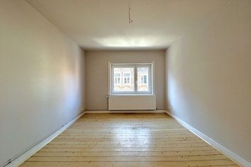 Erstbezug nach Sanierung | Geräumige 2 Zimmerwohnung