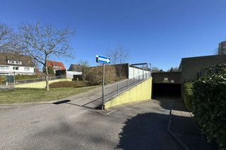 Einfahrt zum Garagenhof