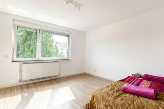 Zimmer 1 im OG
