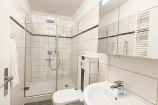 Badezimmer im OG