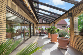 Überdachte Terrasse