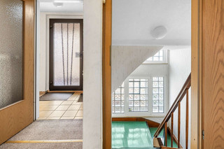 Haustür OG/Kellerabgang