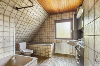 Badezimmer (1.OG)