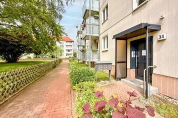 Helle Eigentumswohnung mit zwei Balkonen, zwei Tageslichtbädern und individuellem Grundriss