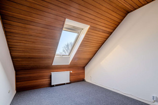 Arbeitszimmer im DG
