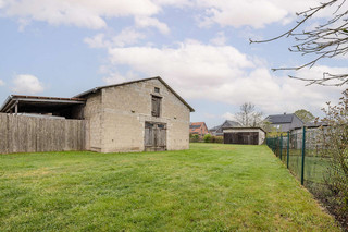 Garage und Scheune