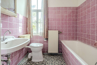 Badezimmer im EG