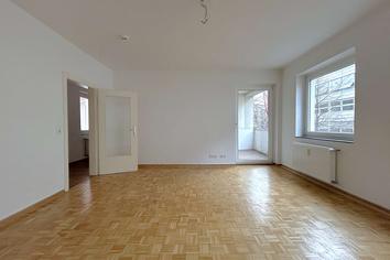Hübsche 1 Zimmerwohnung mit Balkon auf der Marienstraße!