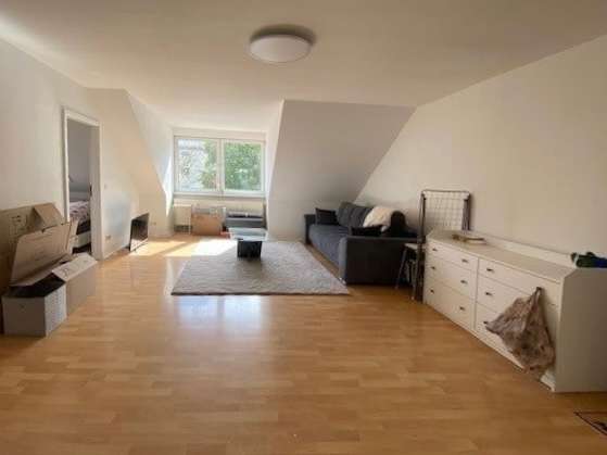 Hübsche 2-Zimmer-Dachgeschosswohnung in guter Wohnlage | Langenhagen - Foto 1