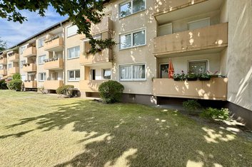 Langenhagen: Sanierte 3-Zimmerwohnung mit Loggia in zentraler Lage