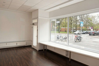 Laden-/Bürofläche