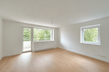 Sanierte 3 Zimmerwohnung mit Balkon in der Südstadt!