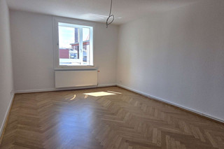 Schlafzimmer (2)