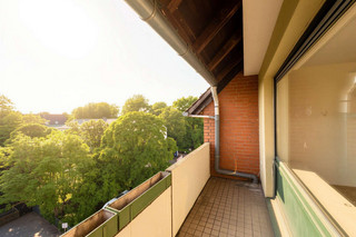 Balkon mit Abendsonne