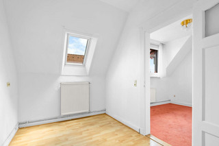 Schlafzimmer Wohnung 2