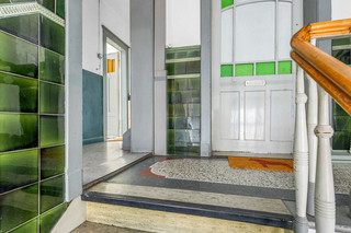 Treppenhaus, Eingang Wohnung 1