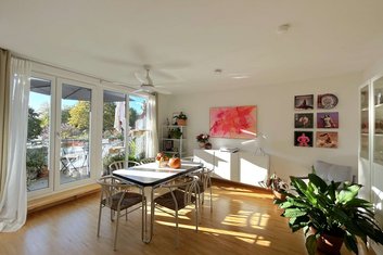 Traumhafte Maisonettewohnung mit Balkon und Einbauküche | Anderten