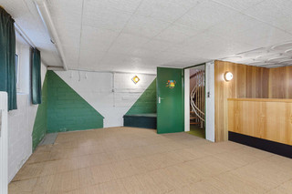 Keller