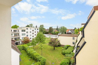 Ausblick Innenhof Garagen