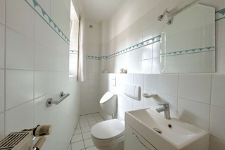 Gäste-WC EG