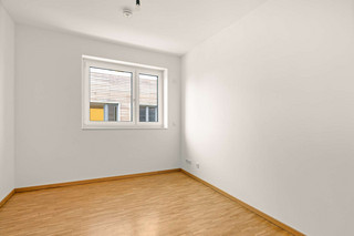 Arbeits-/Gästezimmer (2.OG)